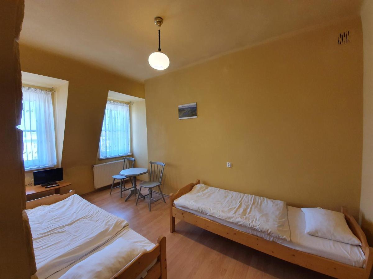 Dom Turysty Pttk W Bielsku - Bialej Hotel Bielsko-Biala Luaran gambar