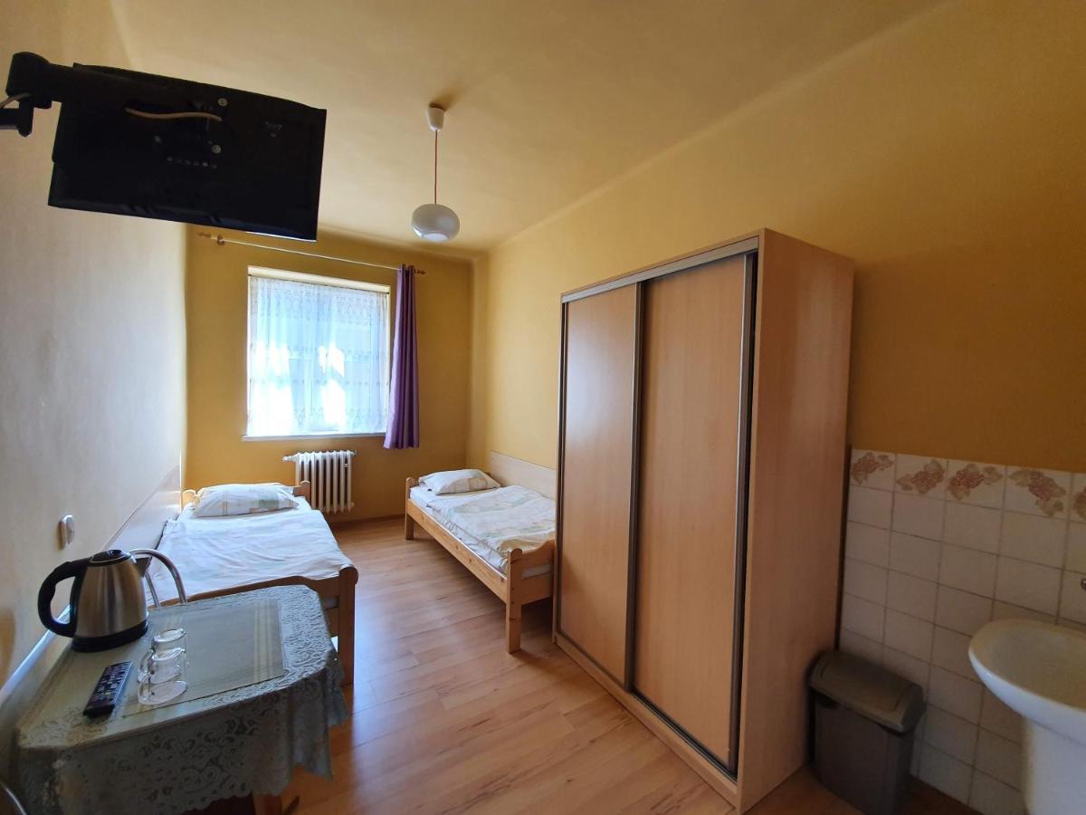 Dom Turysty Pttk W Bielsku - Bialej Hotel Bielsko-Biala Luaran gambar